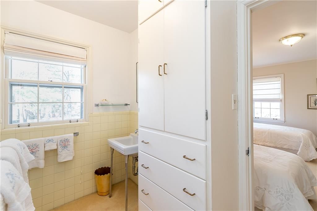 1030 W 57th Street — photo 31