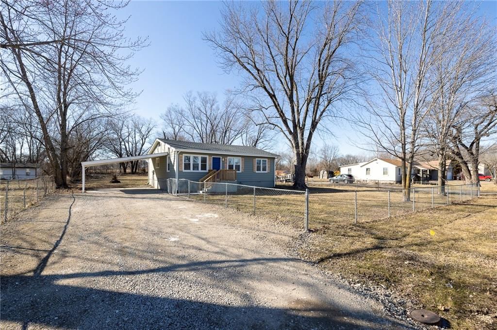 3328 S Selsa Road — photo 3