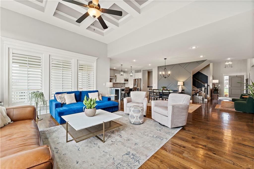 2761 W Elm Street — photo 12