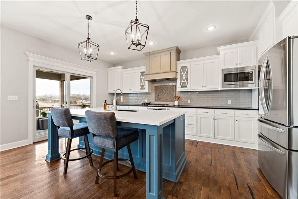 2761 W Elm Street — photo 15