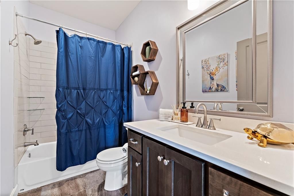 2761 W Elm Street — photo 29