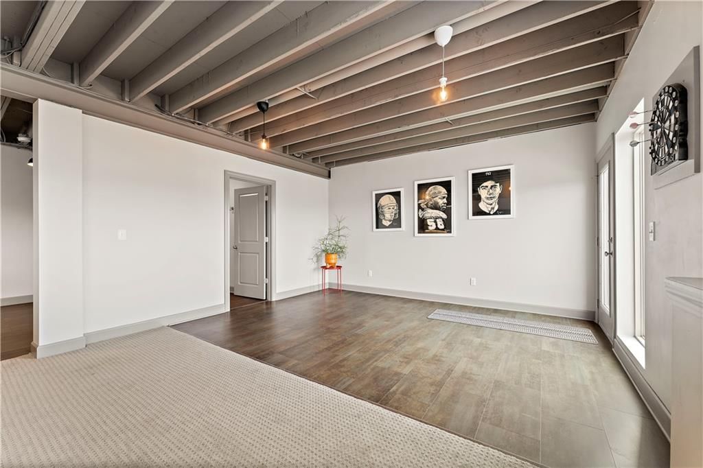 2761 W Elm Street — photo 45