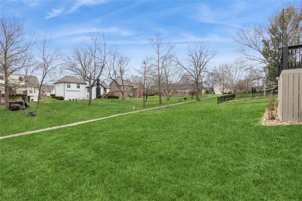 3515 NE Logwood Circle — photo 34