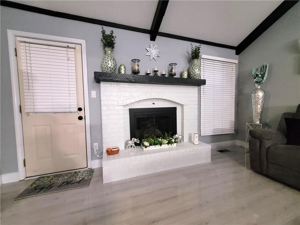 16300 E Cogan Drive — photo 5