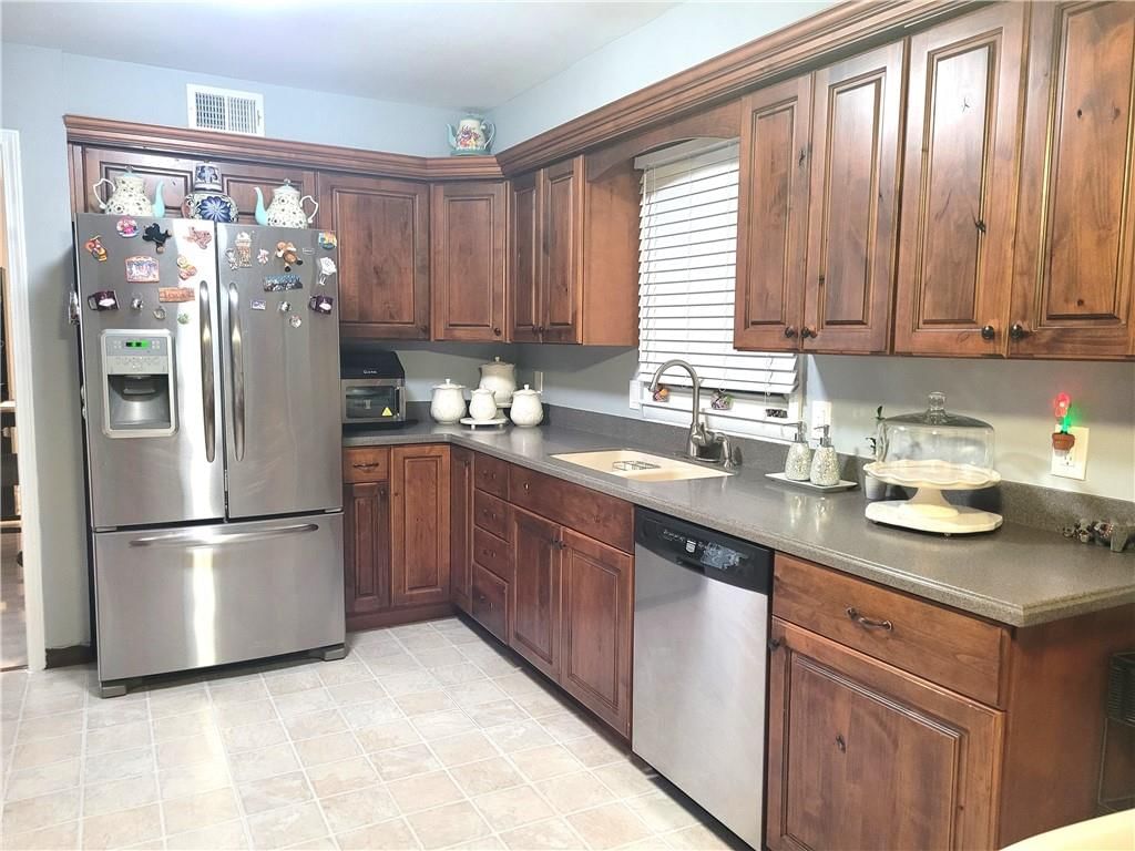 16300 E Cogan Drive — photo 6