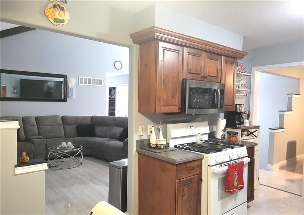 16300 E Cogan Drive — photo 7