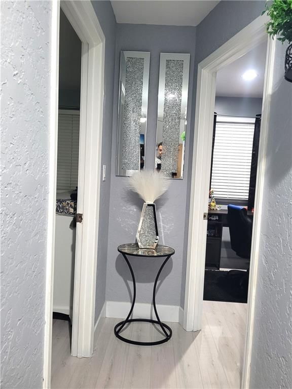16300 E Cogan Drive — photo 10