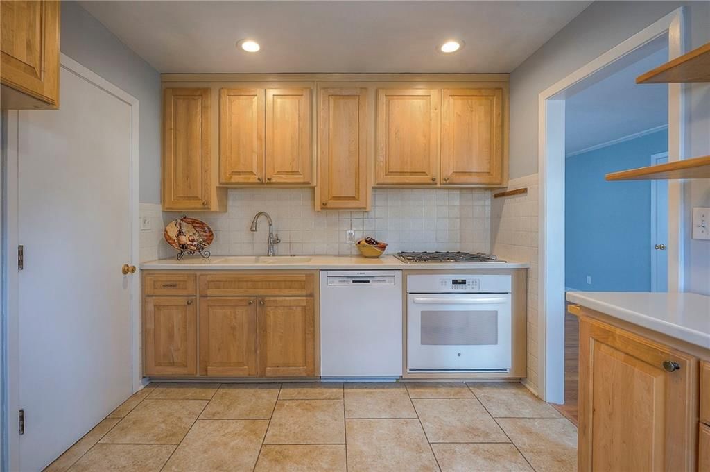 6430 Riley Street — photo 15