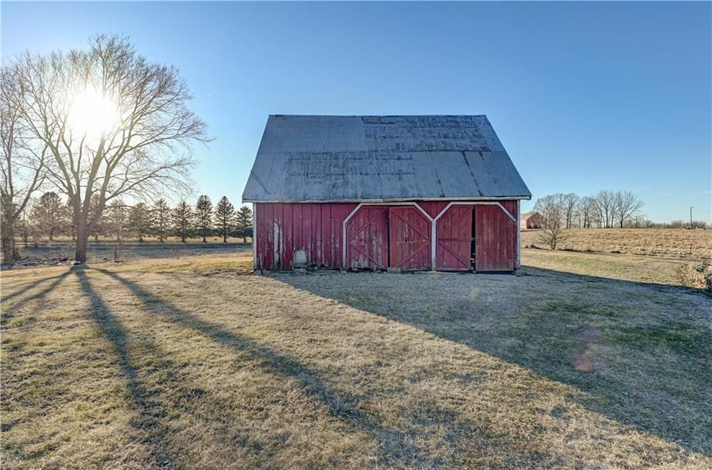23375 Woodruff Road — photo 3