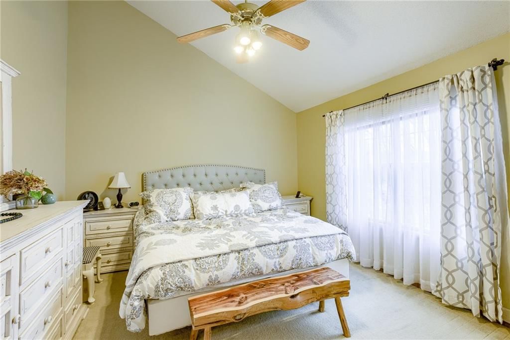 503 N Crest Drive — photo 13