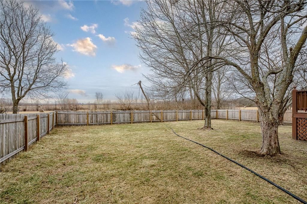 503 N Crest Drive — photo 25