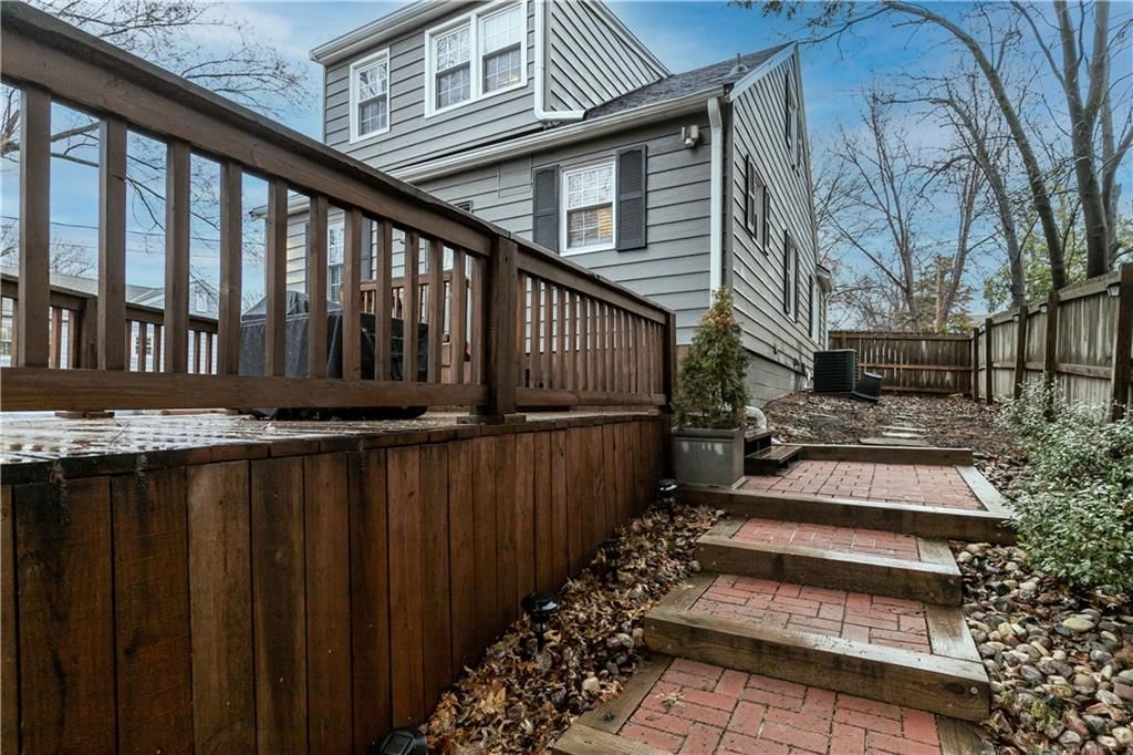 629 Sunset Avenue — photo 38