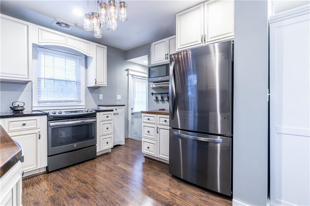 629 Sunset Avenue — photo 10
