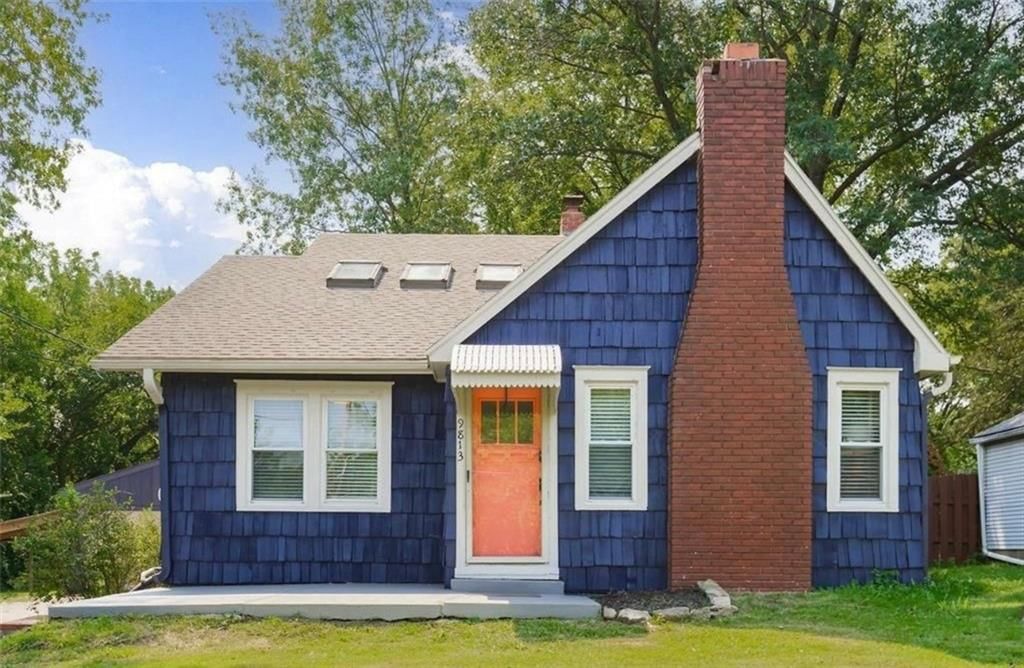 9813 Johnson Drive — photo 2