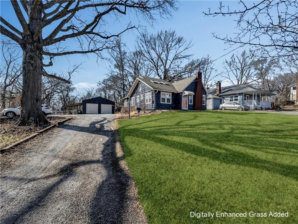 9813 Johnson Drive — photo 4