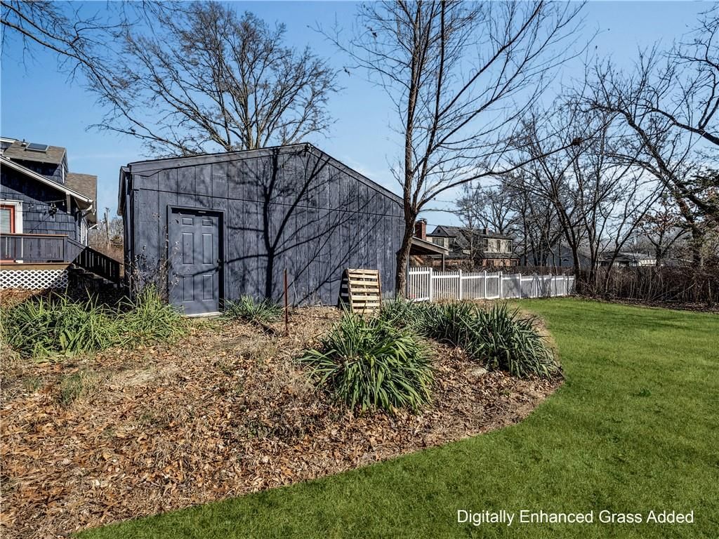 9813 Johnson Drive — photo 35