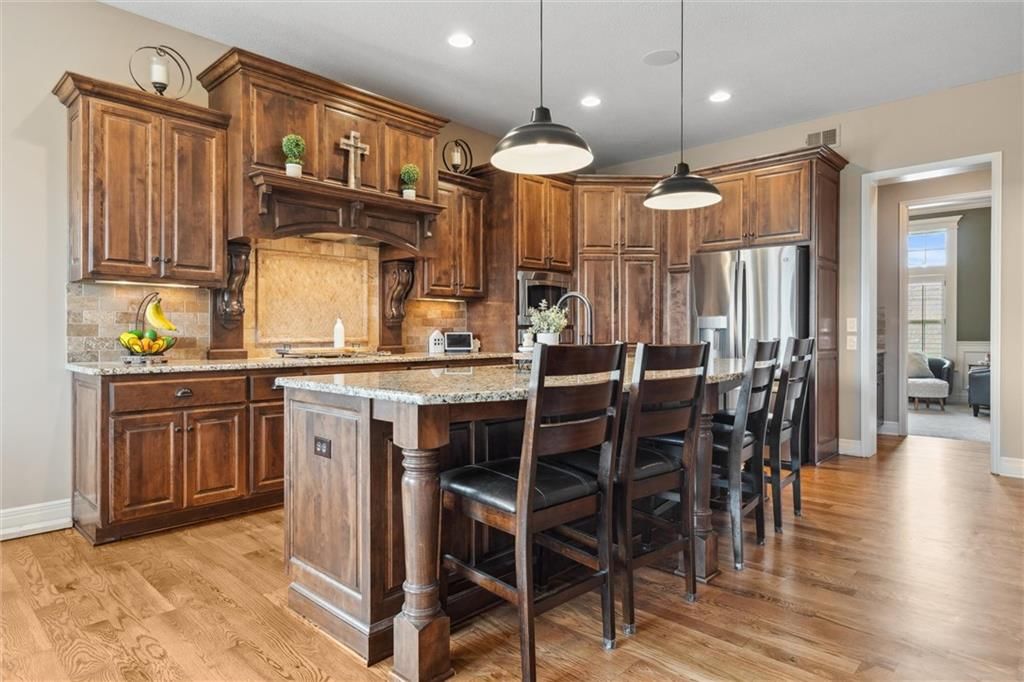 2804 NW Thoreau Drive — photo 13