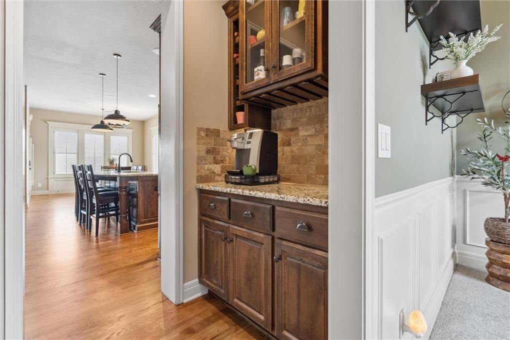 2804 NW Thoreau Drive — photo 18