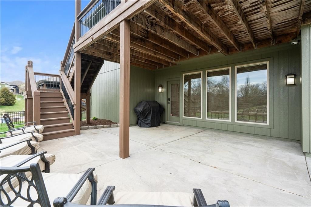 2804 NW Thoreau Drive — photo 60