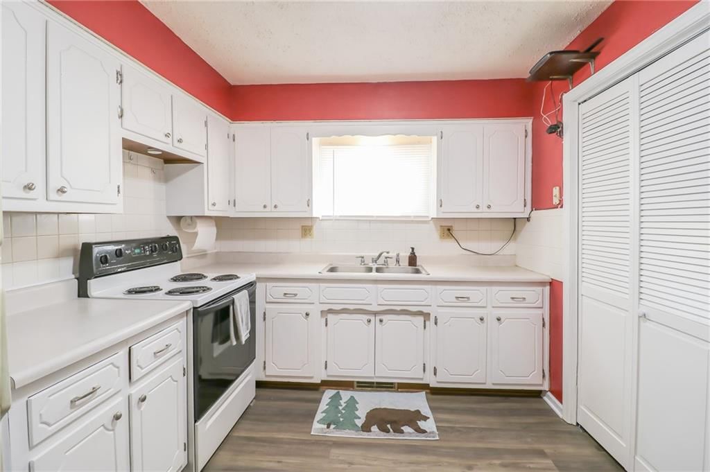 802 S Ash Street — photo 5