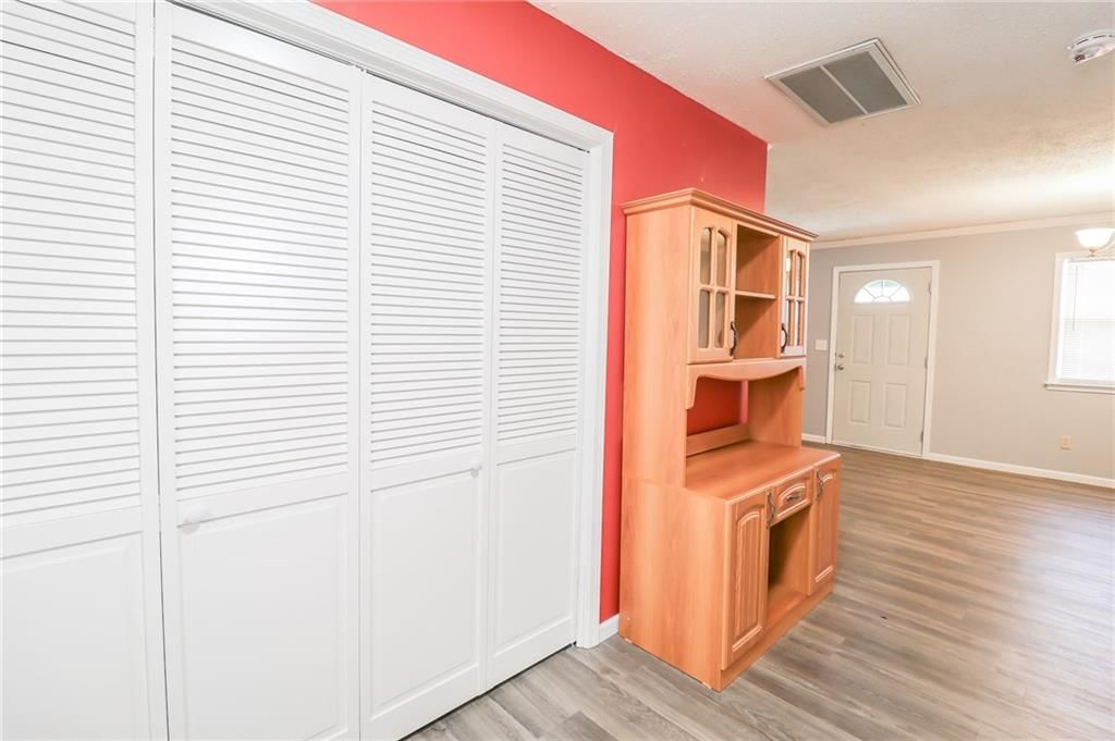 802 S Ash Street — photo 8