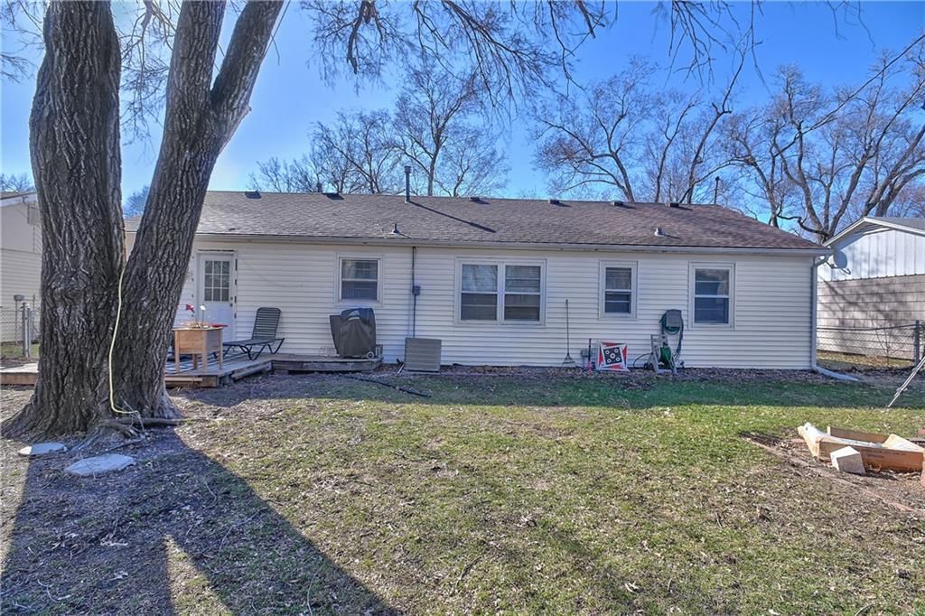 828 S Sherman Avenue — photo 20