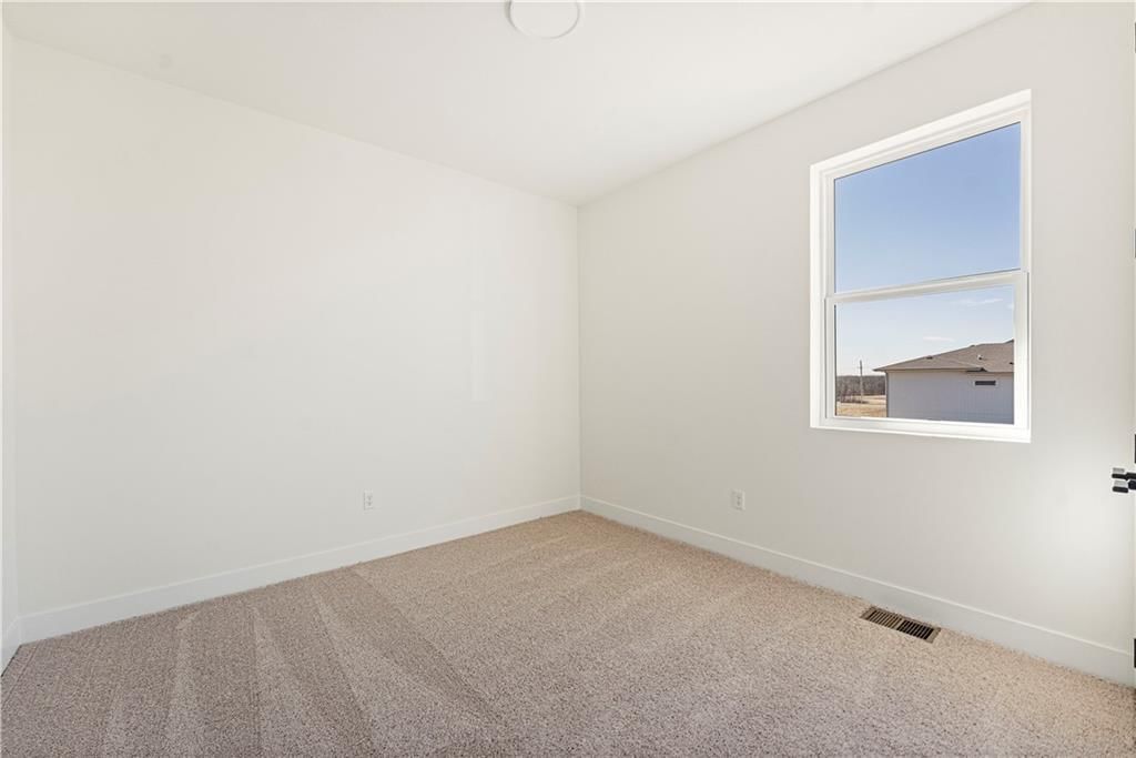 1701 NW 104th Terrace — photo 5