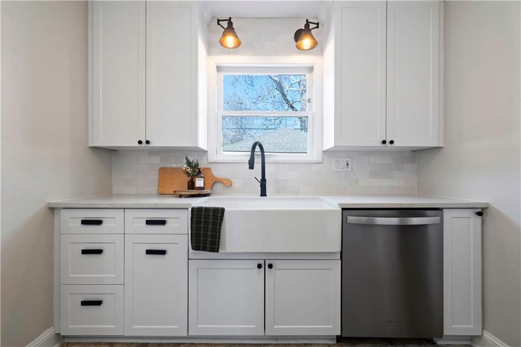 1120 W 75TH Terrace — photo 14
