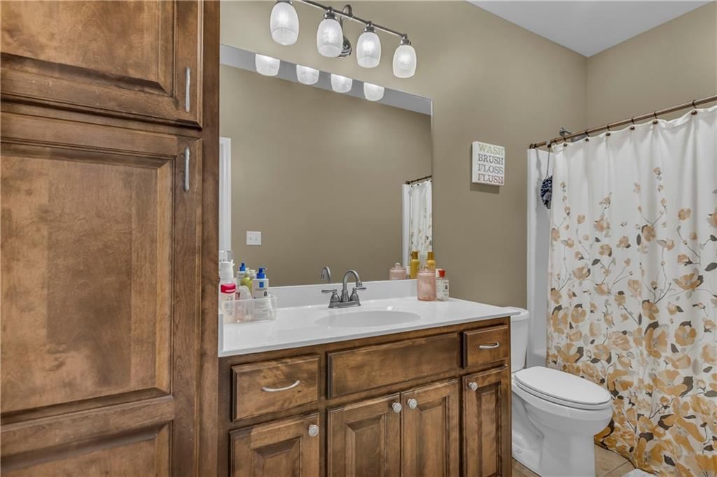1724 NE Nine Oaks Drive — photo 26
