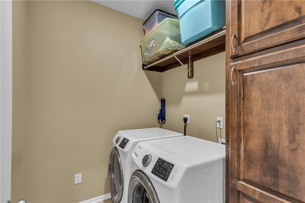 1724 NE Nine Oaks Drive — photo 31