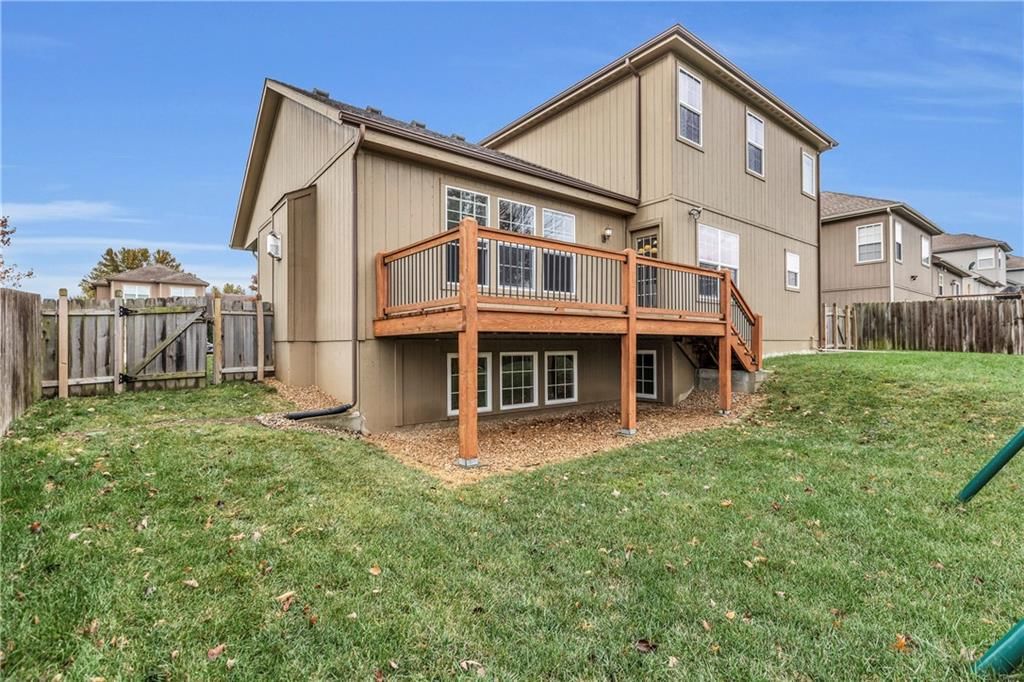 1724 NE Nine Oaks Drive — photo 36