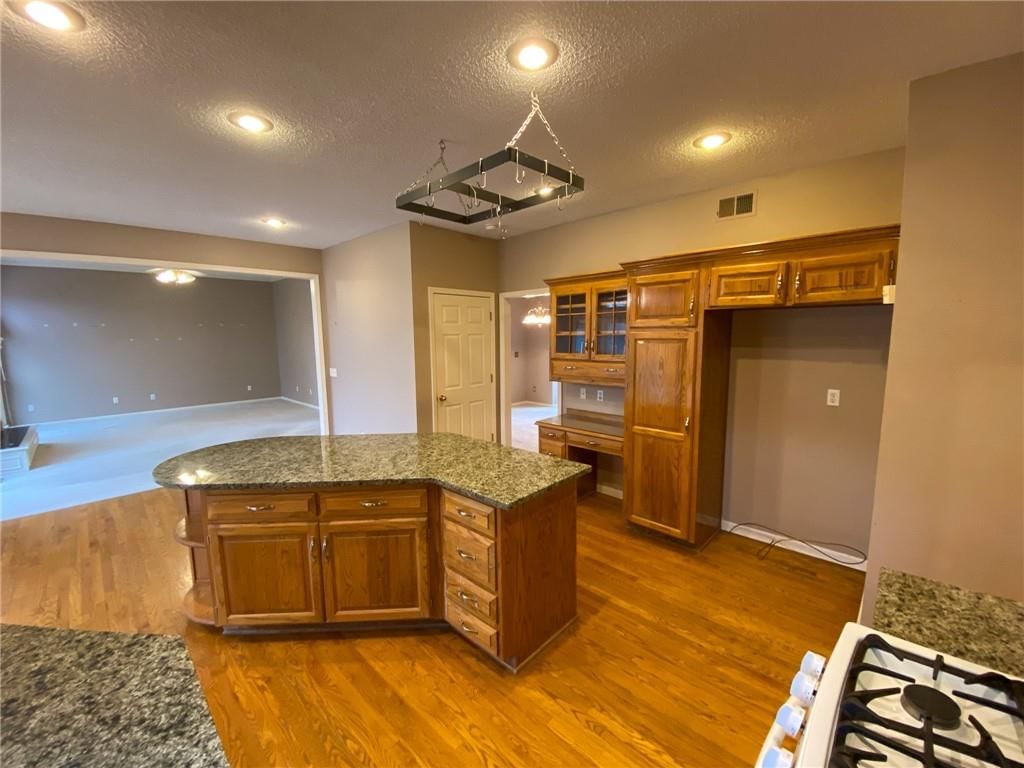 7253 Widmer Street — photo 19