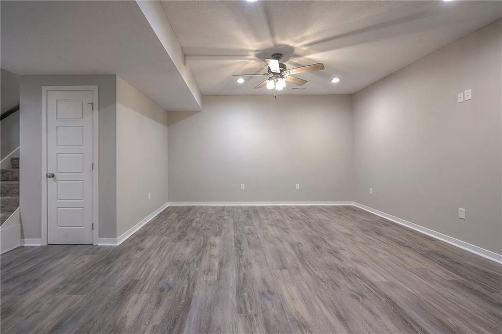 10794 S Race Street — photo 45