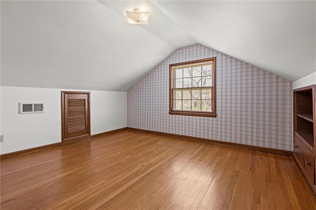 6804 Woodson Road — photo 27