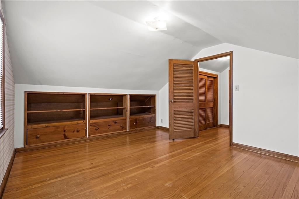 6804 Woodson Road — photo 28