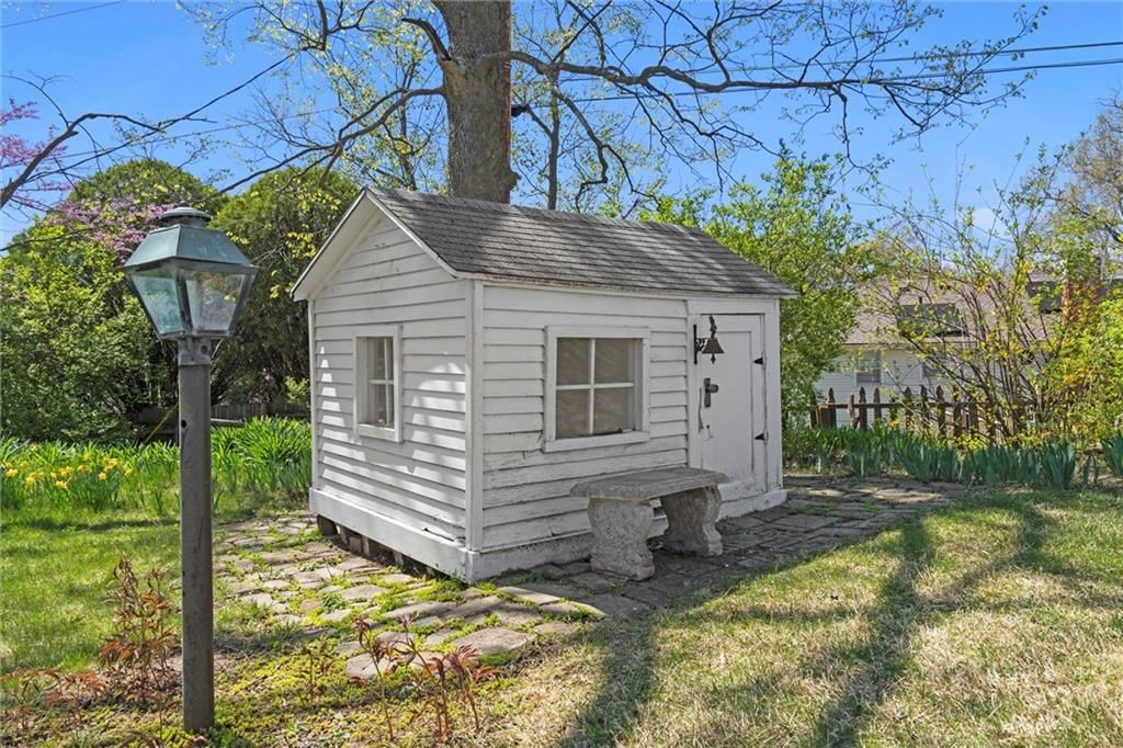 6804 Woodson Road — photo 35