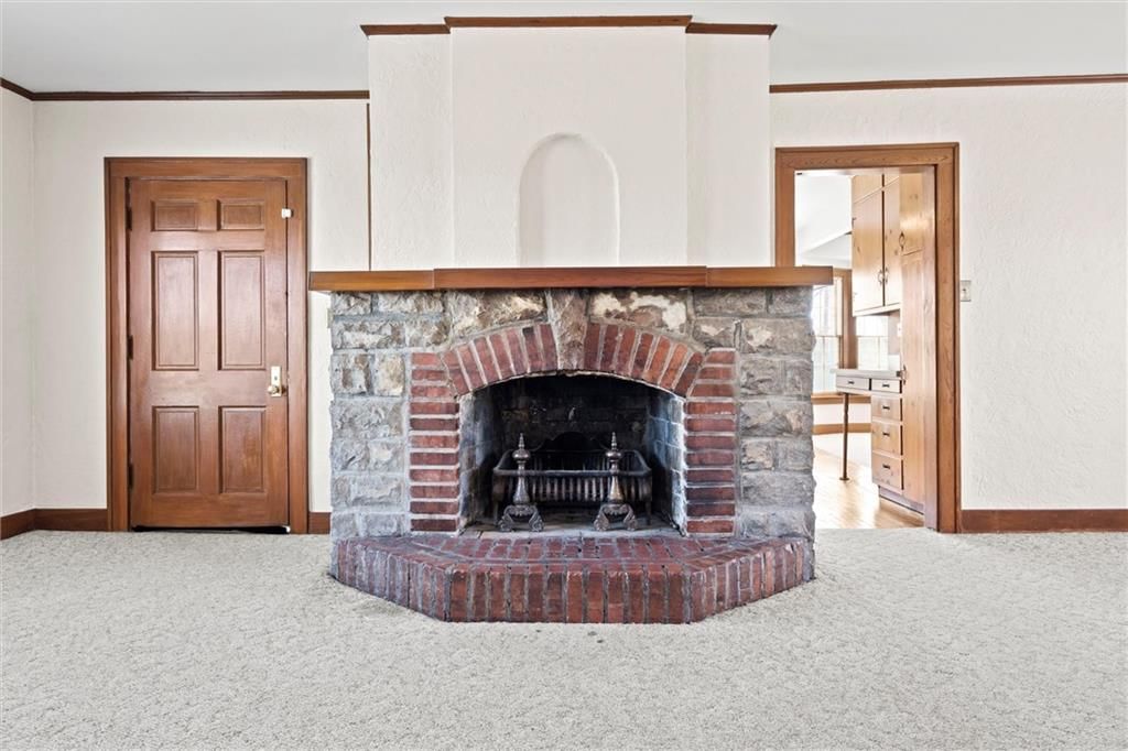 6804 Woodson Road — photo 10