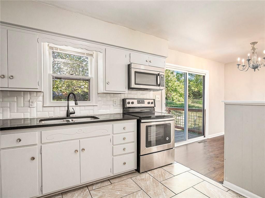 8720 Stark Avenue — photo 6