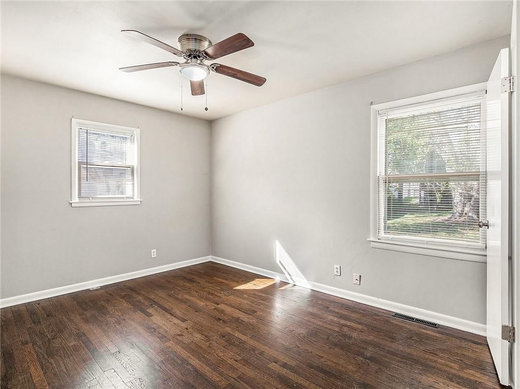 8720 Stark Avenue — photo 7