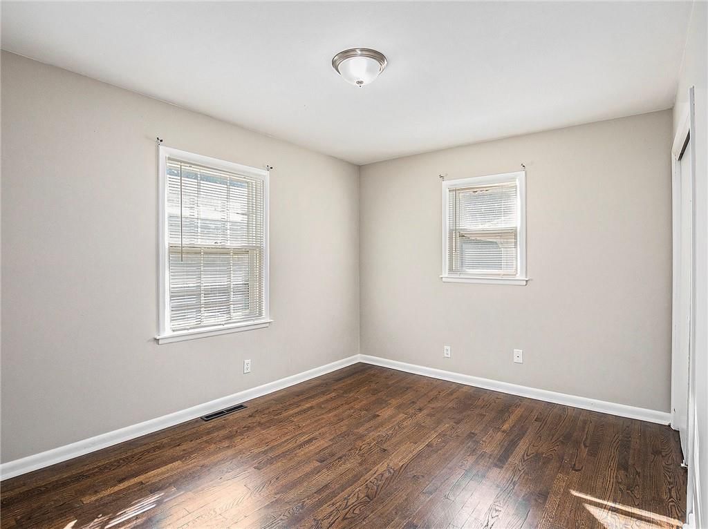 8720 Stark Avenue — photo 10