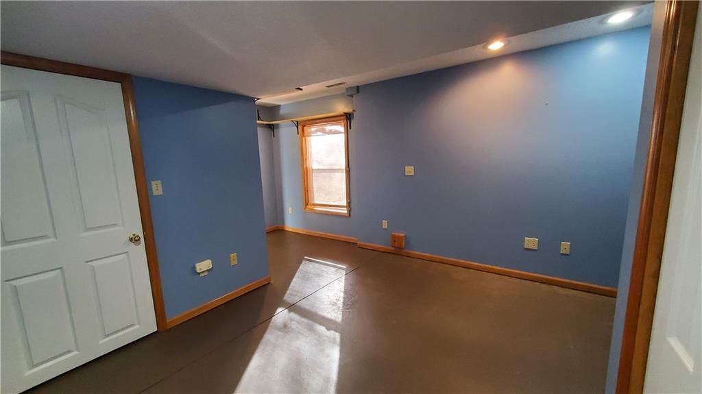 112 Post Oak Court — photo 34