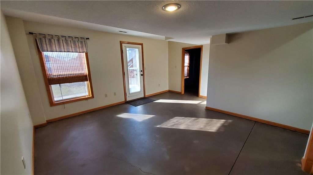 112 Post Oak Court — photo 36