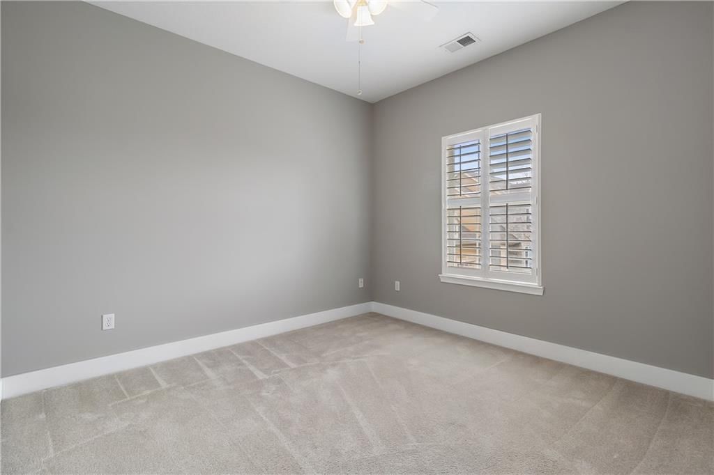 4722 W 159th Terrace — photo 28