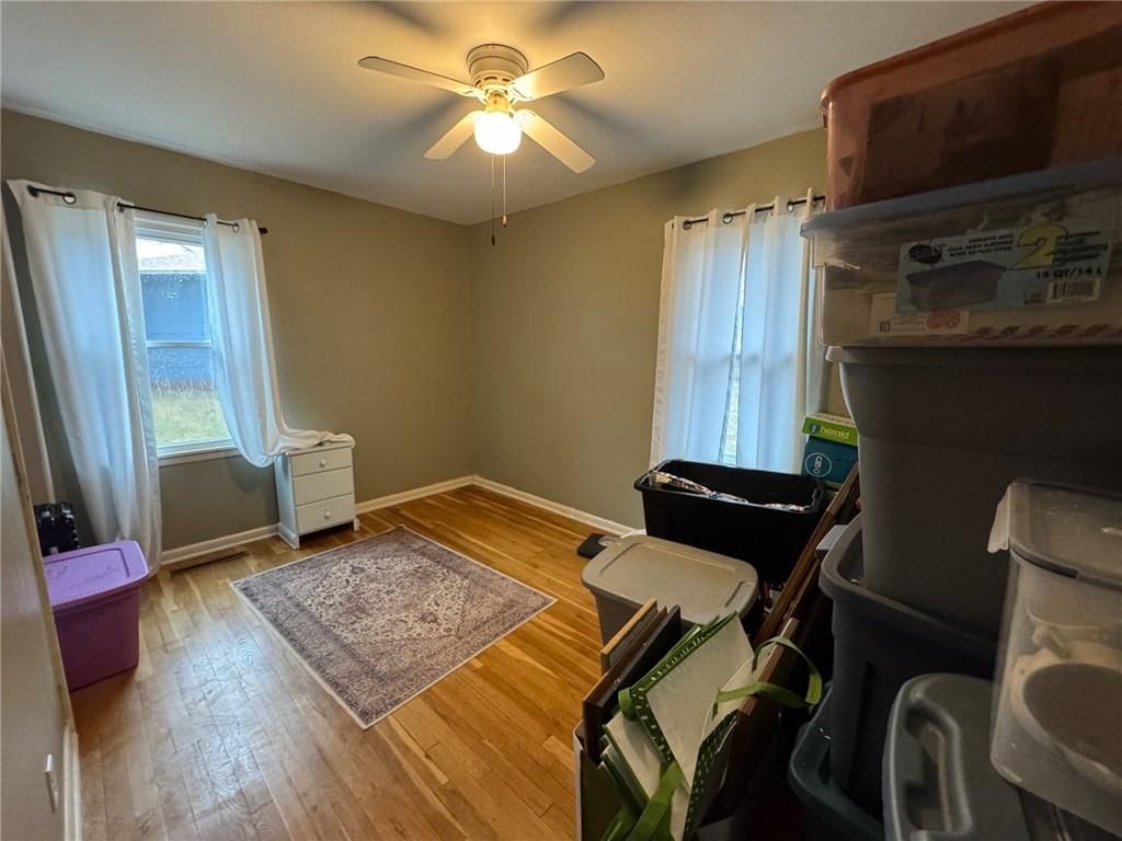 611 Hillcrest Drive — photo 11