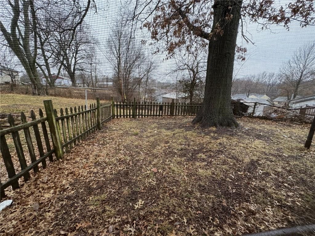 611 Hillcrest Drive — photo 15