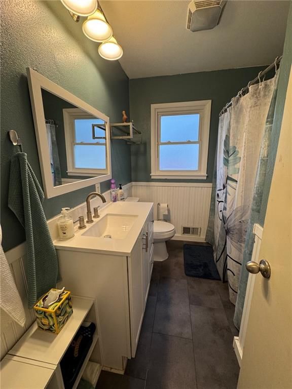 611 Hillcrest Drive — photo 8