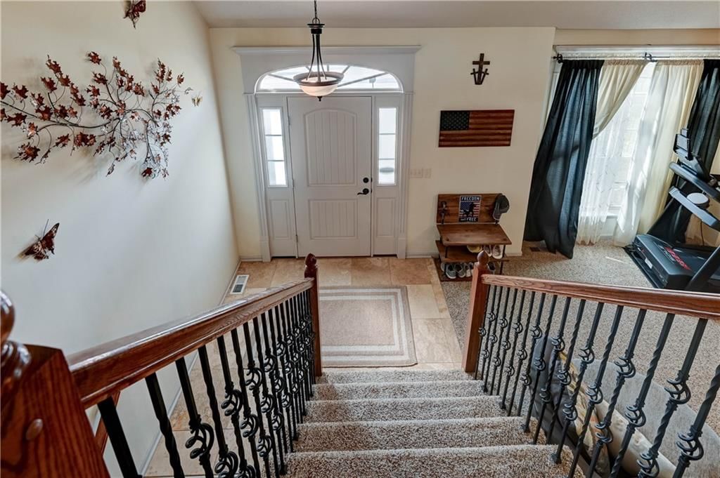 4705 Donnelly Drive — photo 2