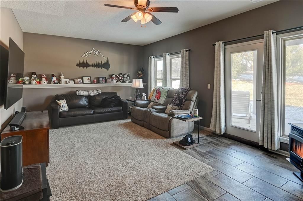 4705 Donnelly Drive — photo 26