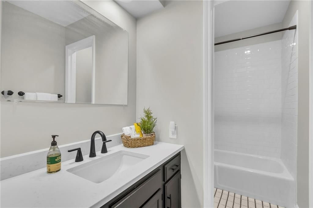 5800 W 95th Street — photo 13