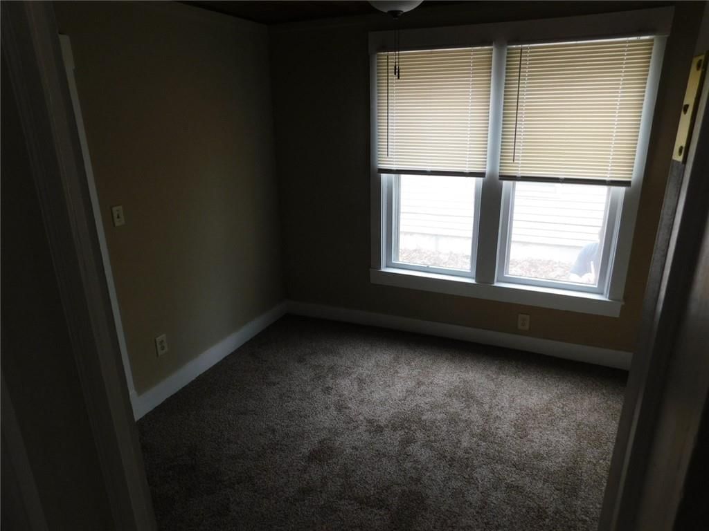306 W Kansas Street — photo 7
